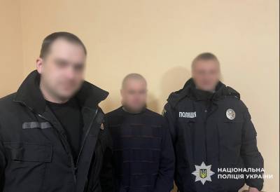 На узбіччі авто, всередині тіло: подробиці вбивства на Чернігівщині