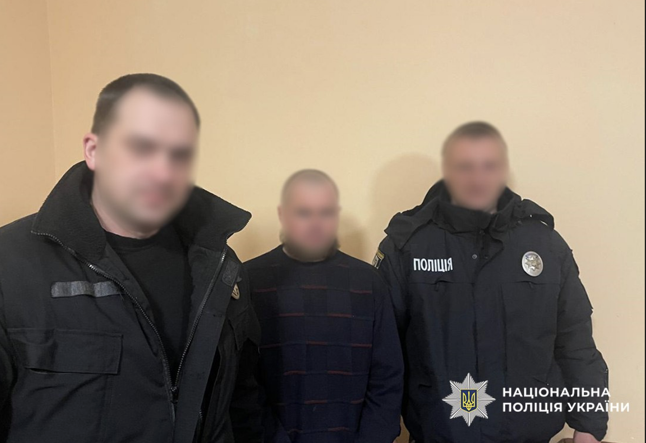 На узбіччі авто, всередині тіло: подробиці вбивства на Чернігівщині