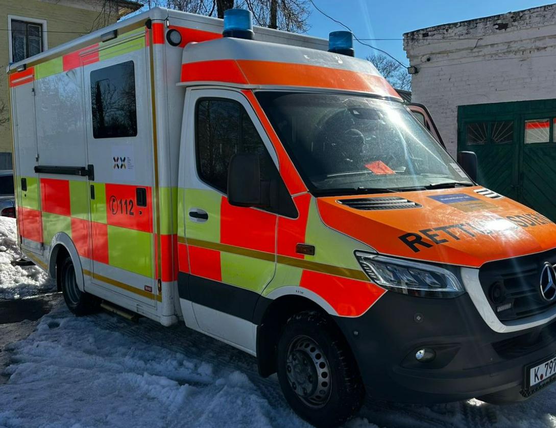 Чернігівщина отримала спецавтівки від закордонних партнерів: для яких громад