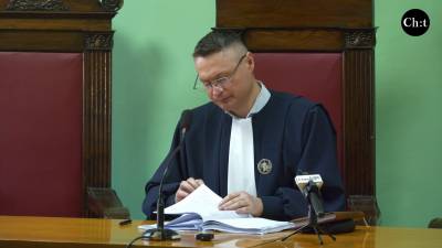 Януковича викликали в районний суд на Чернігівщині: як пройшло засідання