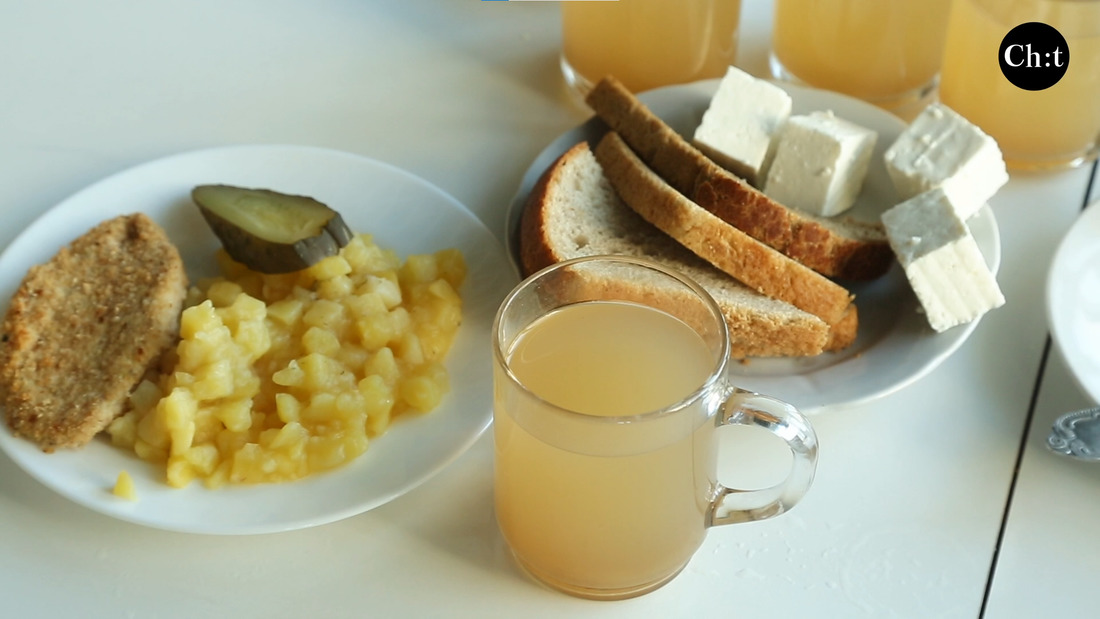 Гарячі обіди - безкоштовно: що їдять школярі у Чернігові?