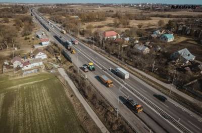 «Автострада» ремонтує ділянки дороги на трасі Київ — Чоп у Житомирській і Рівненській областях. Фото autostrada.ua