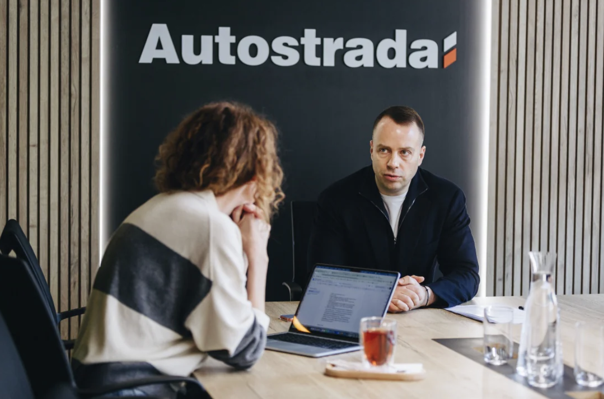 Чотири роки політики казали, що дороги не на часі. Тепер на часі, але вже пізно. Що із цим робити? Інтервʼю з керівником «Автостради»