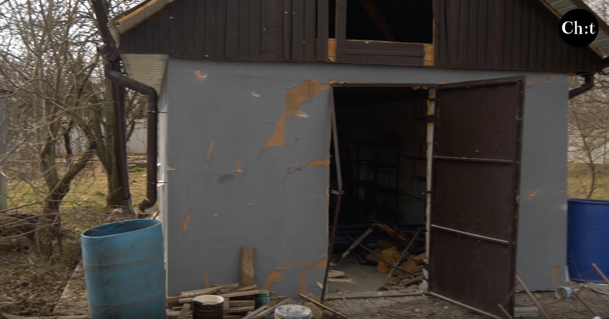 Російський дрон вбив пса Чака, продірявив будинок і налякав господарку