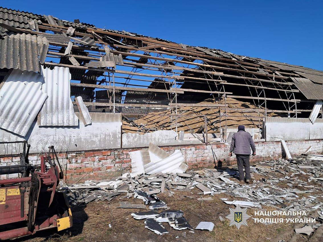 Удар по зерносховищу, Семенівська громада