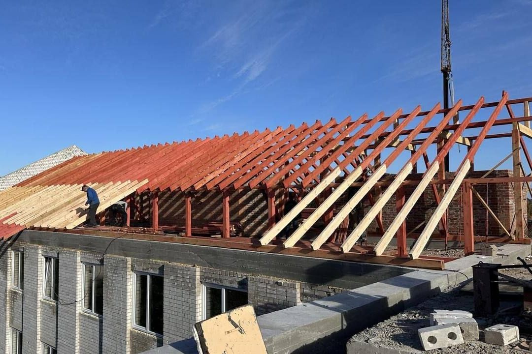 Ремонт даху в Чернігівській районній лікарні. 2022 рік.