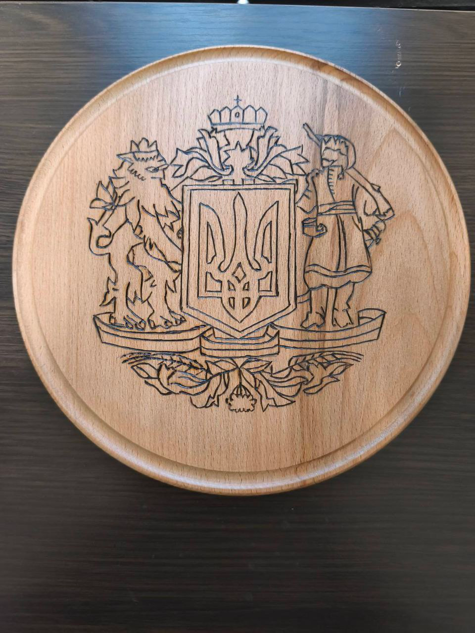 "Я міцний. Плачу тільки за братом": хлопчик чекає брата з війни і донатить на ЗСУ 