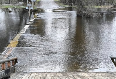 На Чернігівщині прибуває вода: але не у всіх річках