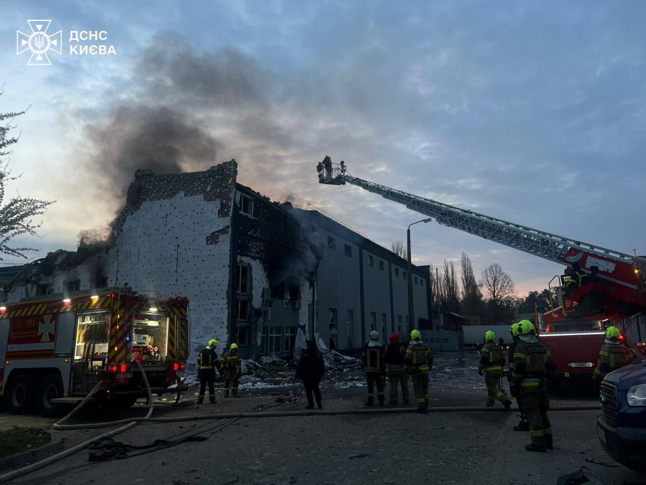 Після обстрілу Києва. 16 квітня 2026 року