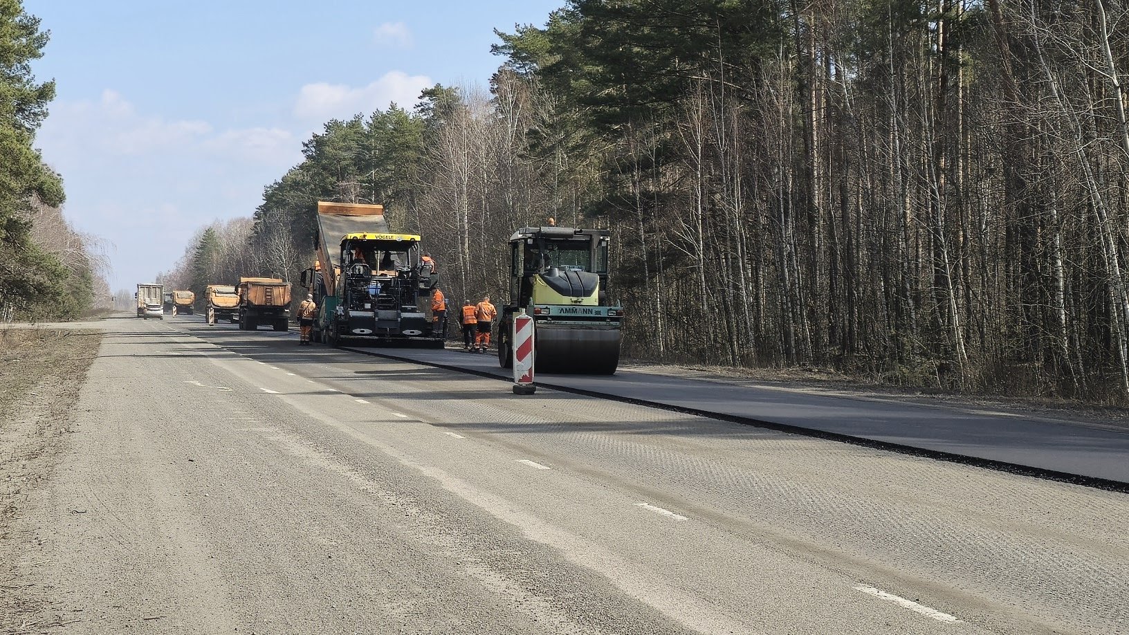 Як ремонтували дороги на Чернігівщині: служба відновлення відзвітувала за тиждень