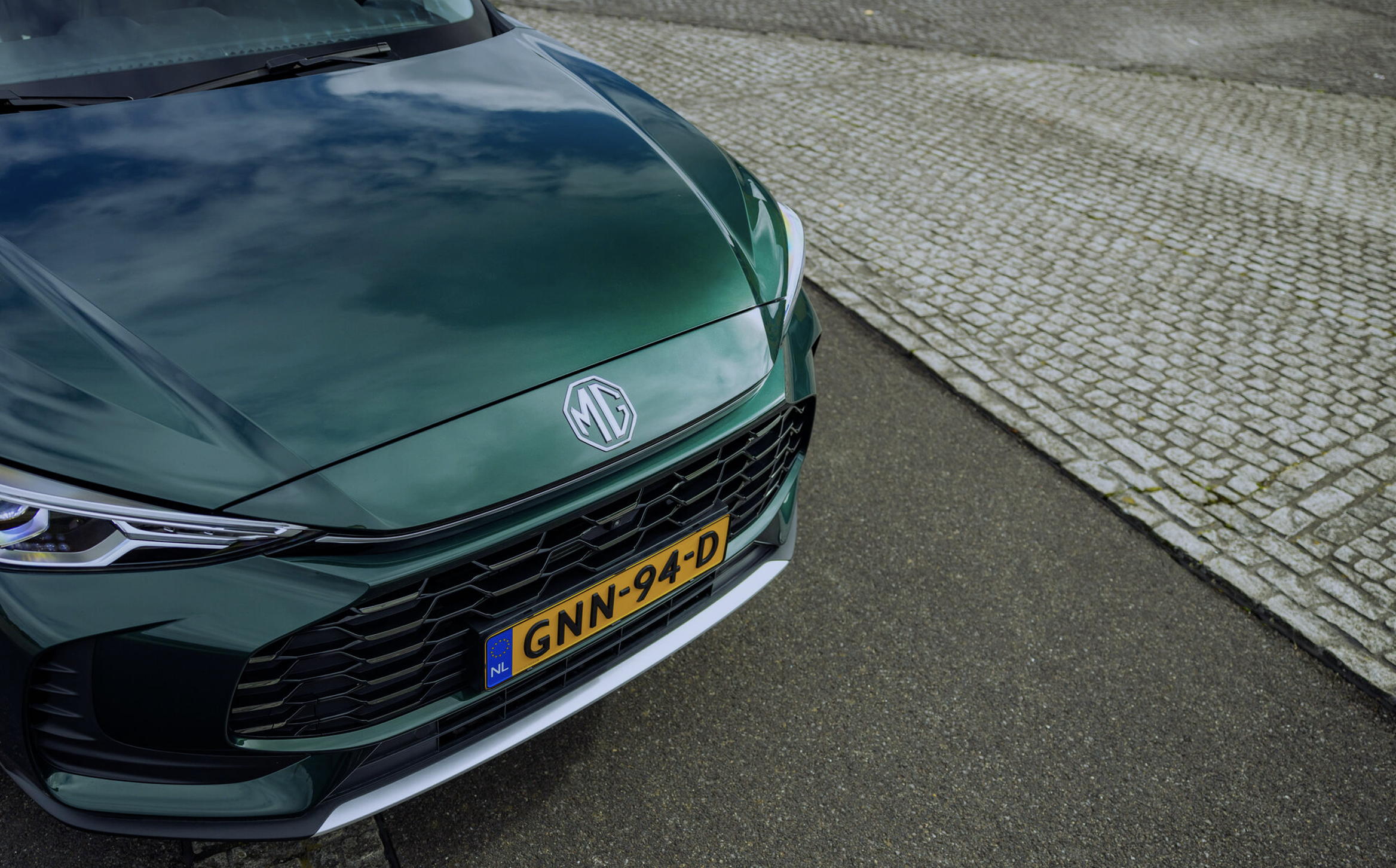 MG ZS Hybrid чи бензинова версія: як обрати оптимальний варіант?