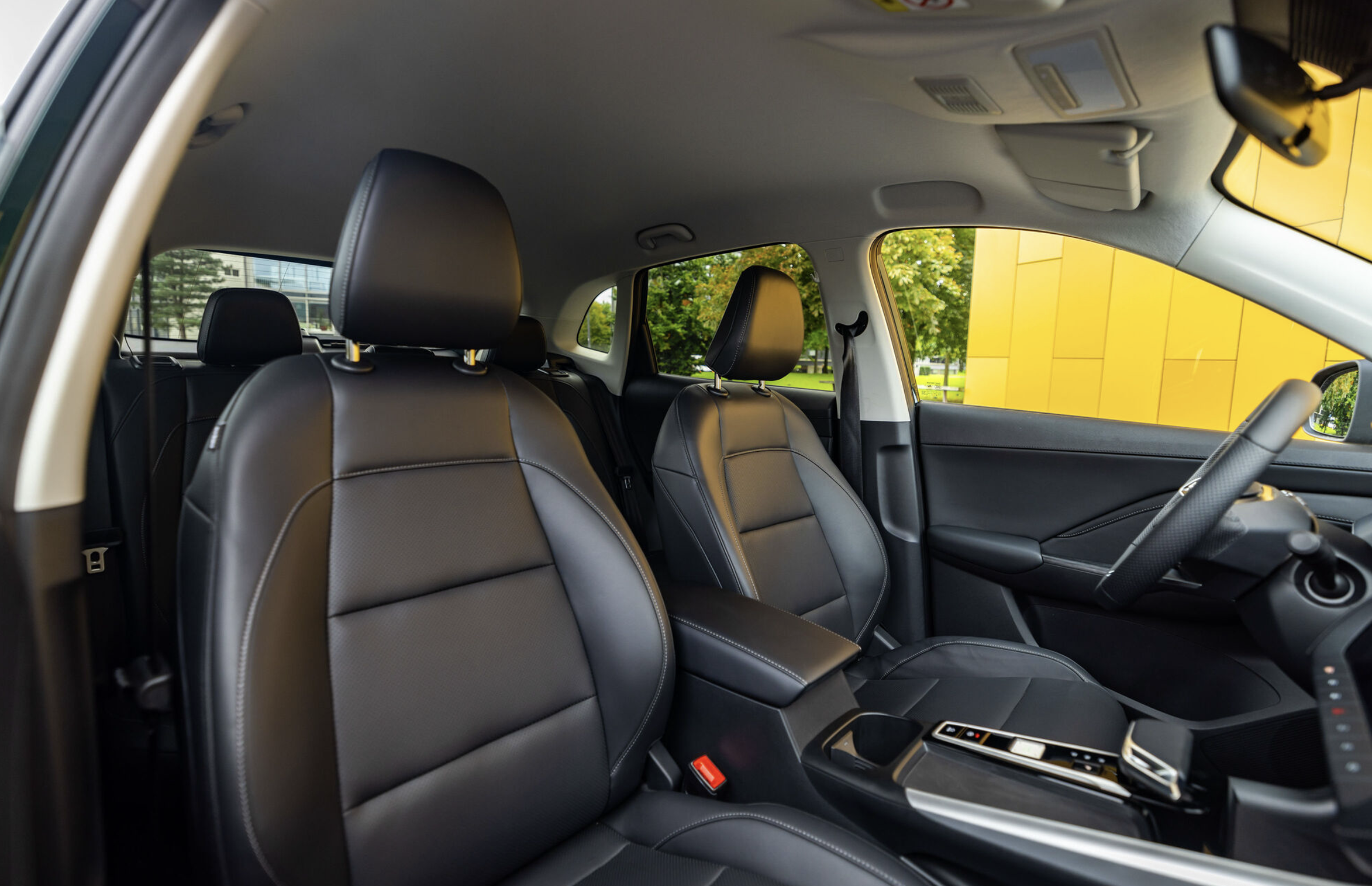 MG ZS Hybrid чи бензинова версія: як обрати оптимальний варіант?