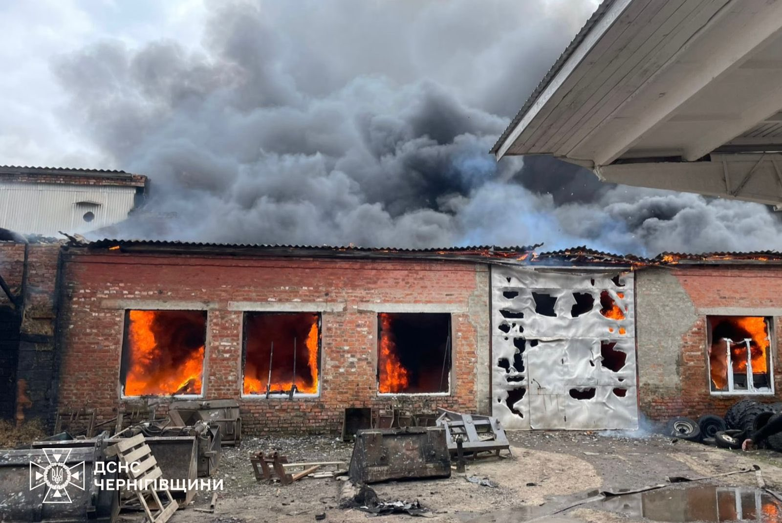 Знищене фермерське господарство: наслідки ударів по Чернігівщині 