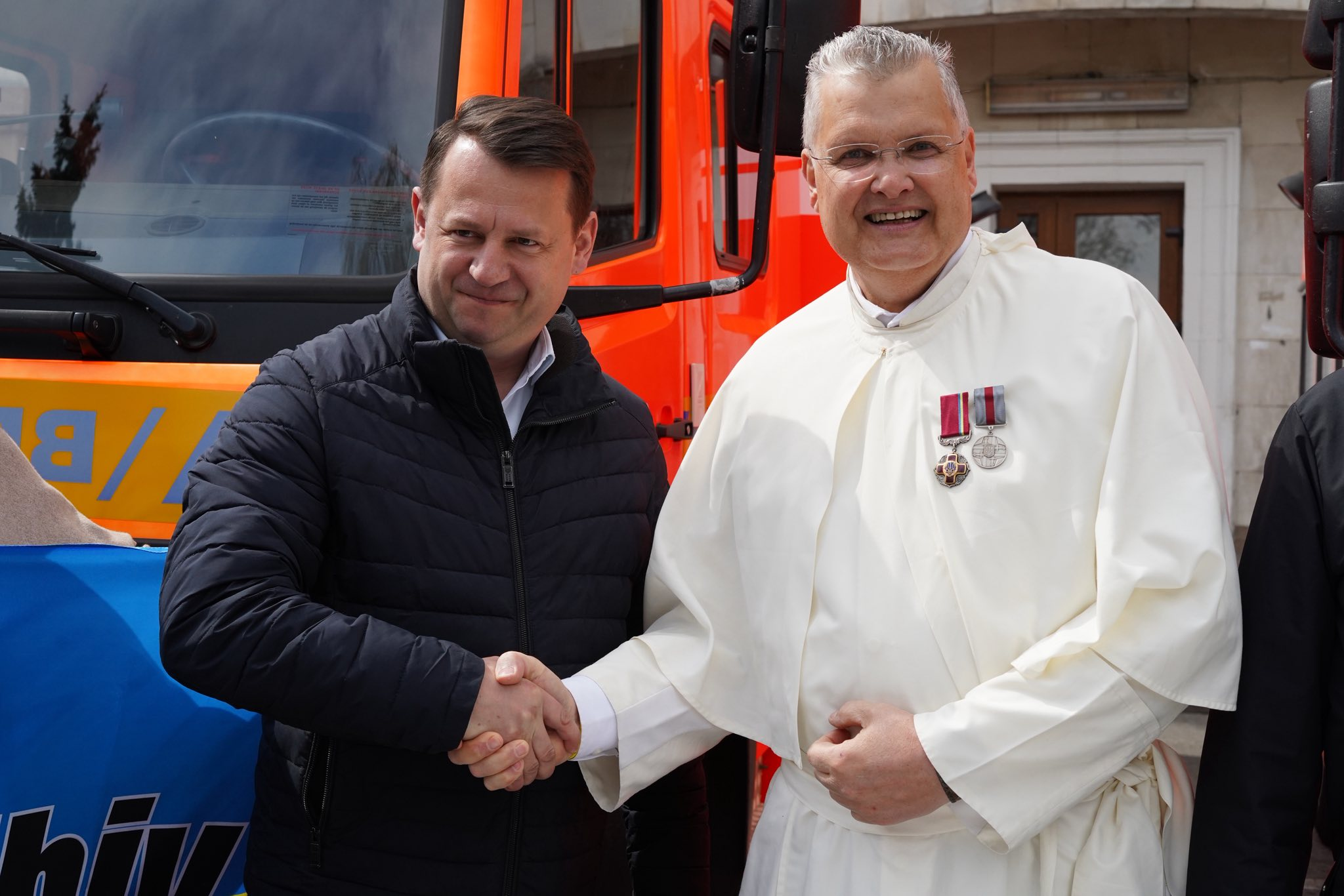 Монах-пивовар, який допомагає Чернігівщині, отримав відзнаку Президента і привіз автівки