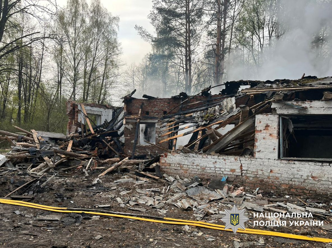 Нічні вибухи у Корюківському районі: що відомо про атаку?