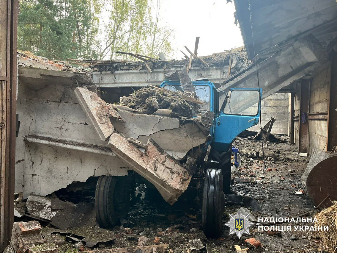 Нічні вибухи у Корюківському районі: що відомо про атаку?