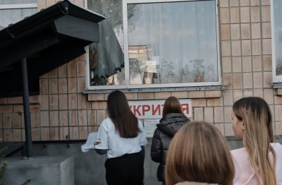 Остерський ліцей. Фото Костянтина і Влади Ліберових