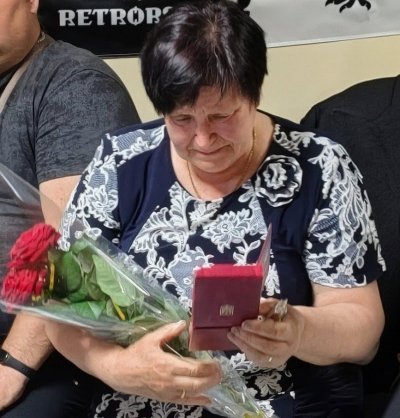 Родинам двох загиблих на війні бійців з Новгород-Сіверського району передали нагороди