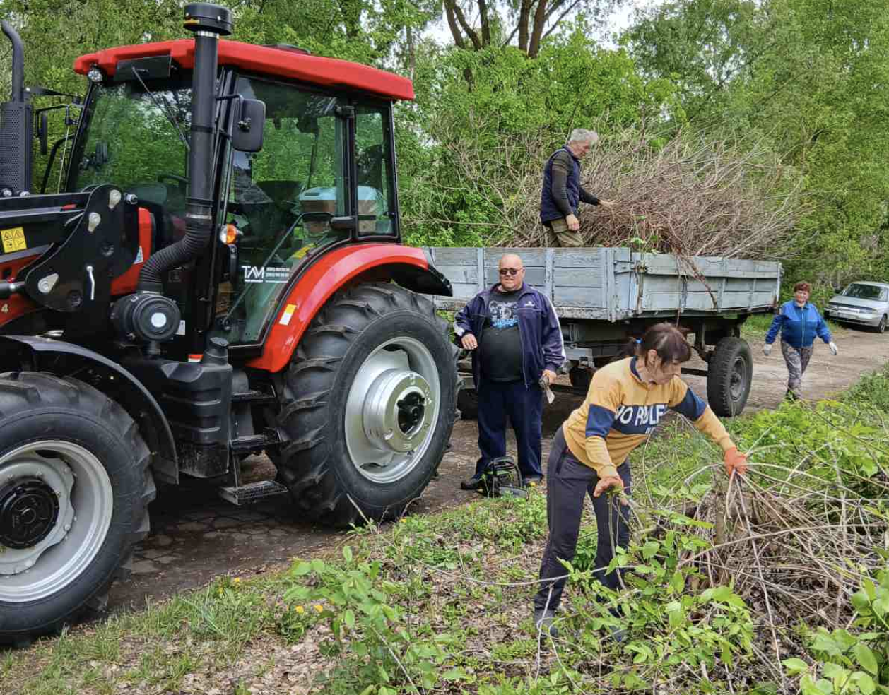 У громаді на Чернігівщині купили новий трактор майже за 2 млн