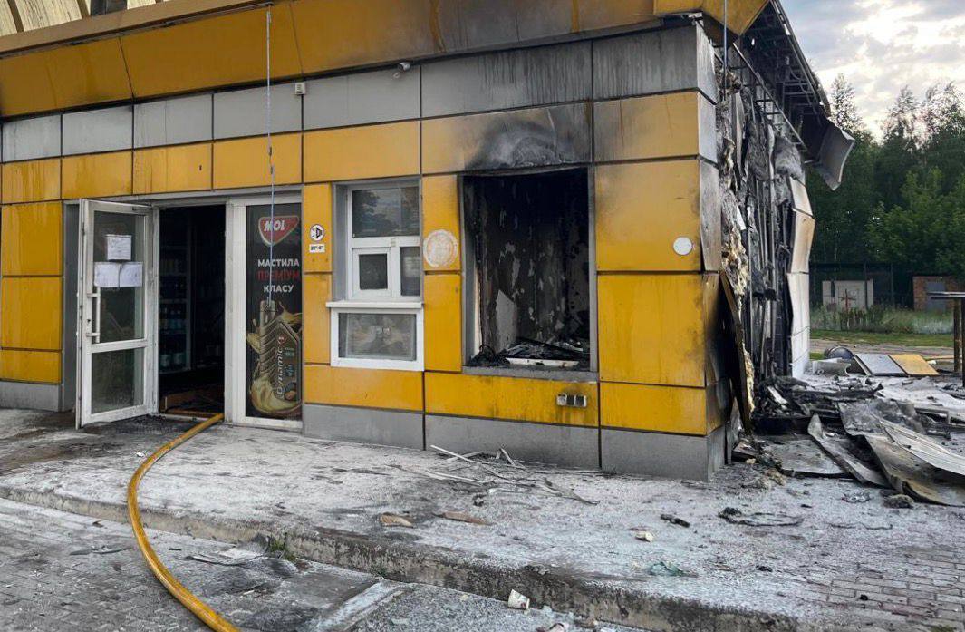 АЗС на Чернігівщині після обстрілу. 6 червня 2026 року
