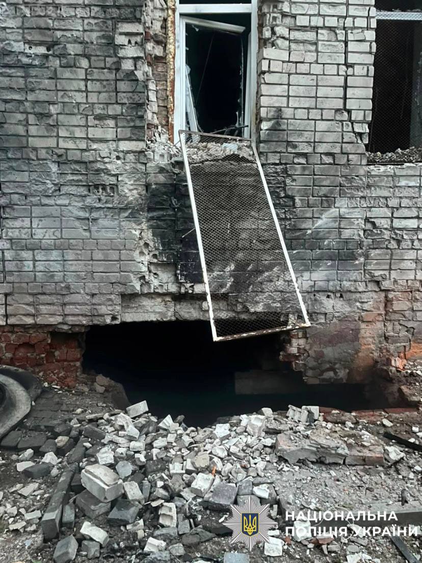 Троє поранених і удари по енергетиці: наслідки атак росіян по Чернігівщині за добу