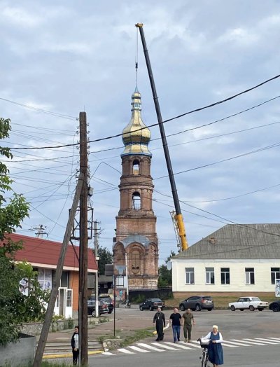 Встановлення нового купола над Свято-Миколаївським храмом в Ічні