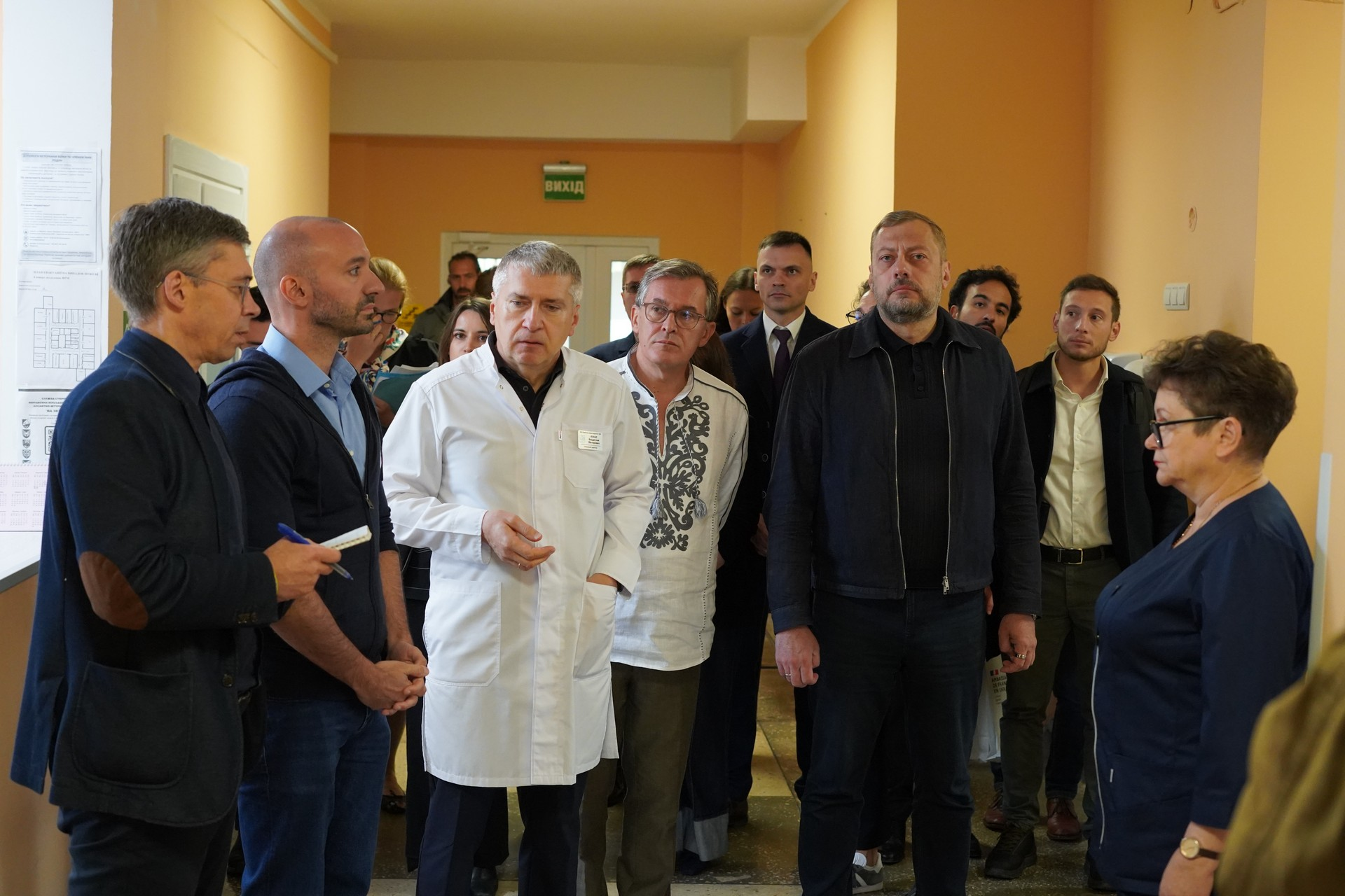 Французькі партнери у відділенні реабілітації Чернігівської міської лікарні №2