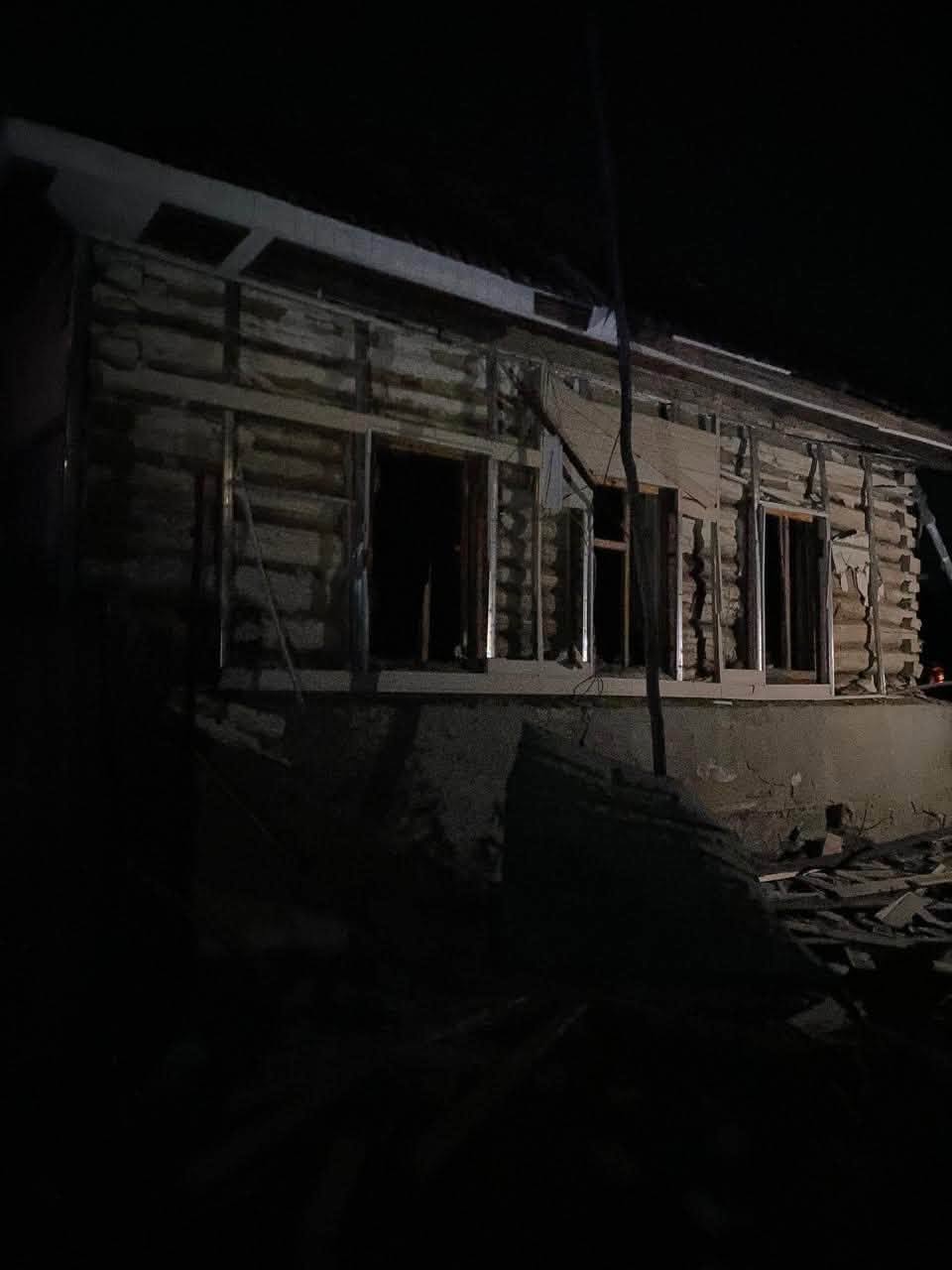 Поранені підлітки: росіяни ударили по місту на Чернігівщині