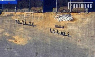 «Три сестри» поросли бур’янами: як нині виглядає монумент дружби народів у Сеньківці?