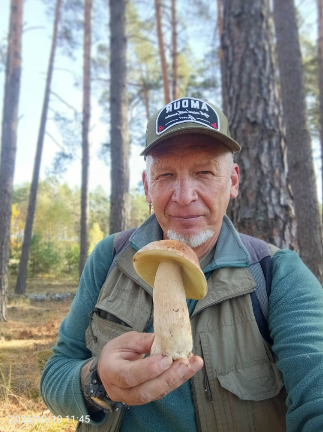 Є і риба, і гриби: чоловік із Чернігівщини - про секрет риболовлі і знахідку в лісі