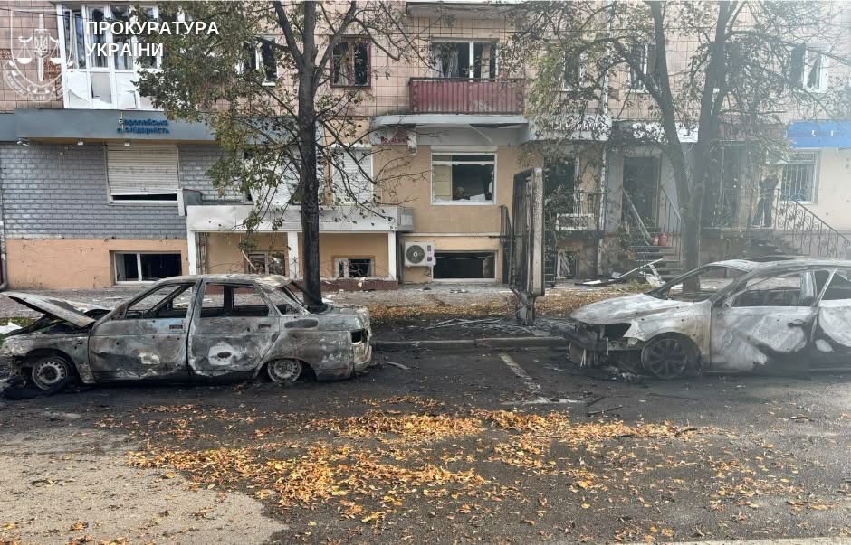 «Вони обидві мої… Вчилися у 10 класі»: що кажуть у чернігівському ліцеї про загиблих учениць