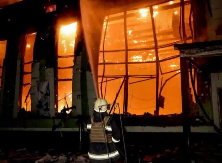 "Ворог знищив душу нашої громади": на Чернігівщині вигорів будинок культури