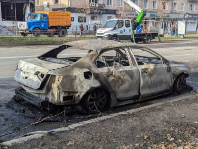 «Фото моєї палаючої машини облетіли увесь інтернет»: чернігівець розповів про втрату авто у день ракетного удару